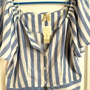 Cute crop striped blouse